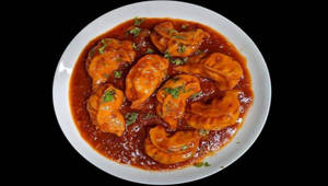 Makhni Momos (6 Pcs)
