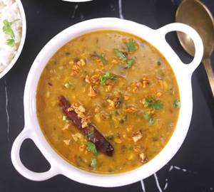 Dal Lahsuni Tadka