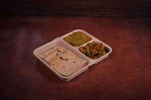 Chapathi With Green Peas Masala And Dry Sabji