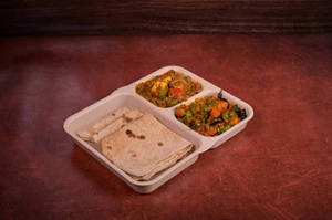 Chapathi With Kadai Paneer And Dry Sabji