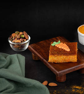 Classic Carrot Cake Slice