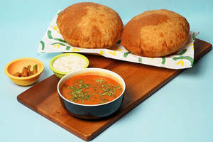 Bedmi Kachauri With Rasmisa Aloo.