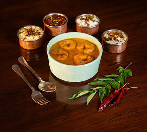 Chitti Vada With Sambar