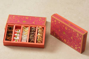  Assorted Sweet Box - 8