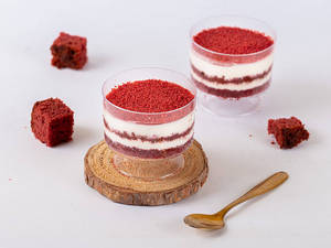 Red Velvet Pastry Cup
