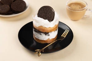 Oreo Cookies & Cream Pastry