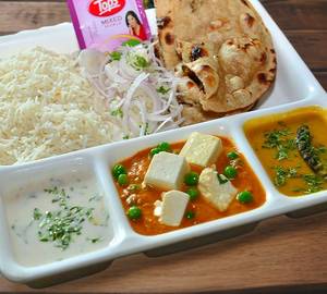 Special Paneer Thali