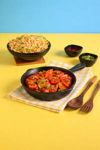 Chilli Paneer + Rice/noodles