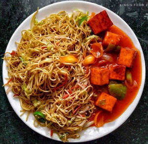 Chilli Paneer Hakka Noodles Combo