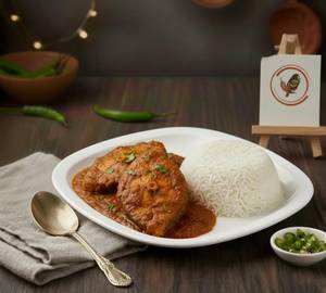 Ruhi Fish Curry (2 Pcs) + Steamed Rice Full
