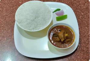 Plain Rice With Local Chicken Curry [3 Pieces]