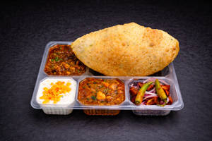 Chana Bhatura Thali