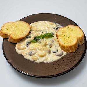 Mac N Cheese Pasta