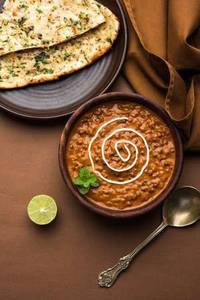 Dal Makhani with 4 Butter Roti