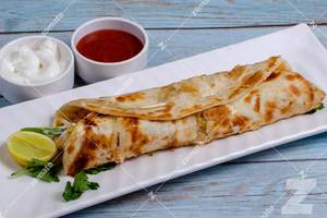 Double Paneer Malai Tikka Roll
