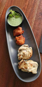 Chicken Afghani Tikka [2Pcs] And Chicken 65 [2Pcs] Combo