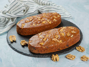 Dates And Walnut Tea-time Cake