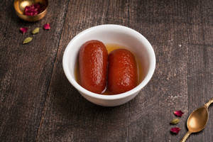 Hot Gulab Jamun [2 Pcs]
