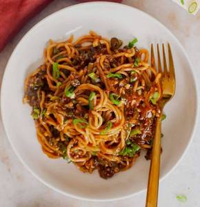Schezwan Gobi Noodles