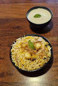 Mini Veg Hyderabadi Dum Biryani [250 grams]