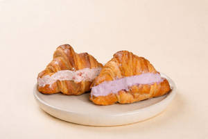 Very Berry Mini Croissant (pack Of 2)