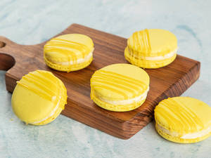 Pineapple Macaroon