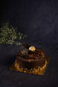 Ferrerocher Cake (500 Gram)