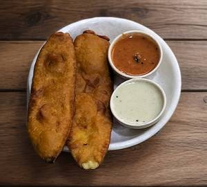 Vazhakai Bajji (2 Pieces)