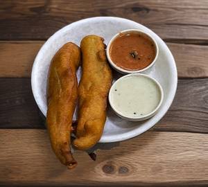 Milagai Bajji (2 Pieces)