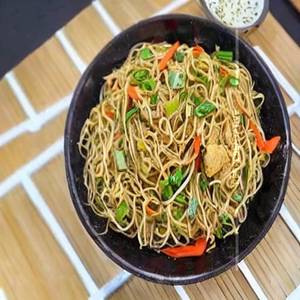 Veg Hakka Noodles