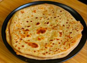 Paneer Pyaz Mix Paratha