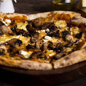 Mushroom And Olive Pizza