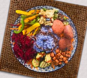 Chefs Special Buddha Bowl With Beetroot Falafels ( Vegan)