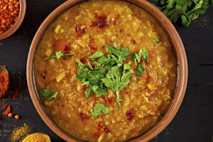 Dal Kolhapuri