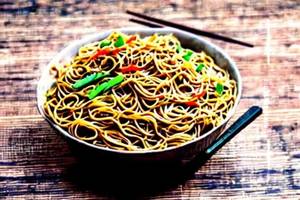 Hakka Noodles