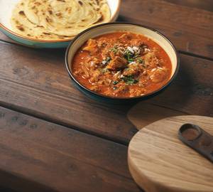 Malabar Mutton Curry [300 Gram] With 2 Parotta