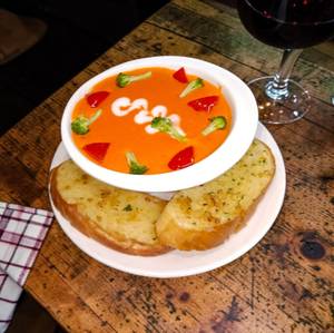 red pepper broccoli soup