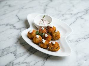Golden Stuffed Mushroom Bombs