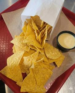 Chips & Queso