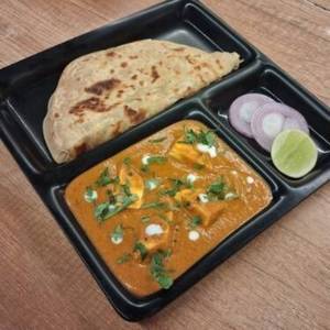 Paneer Lababdar Platter