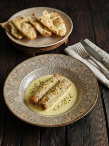 Malai Seekh Kebab with Naan