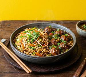 Veg Noodles And Manchurian