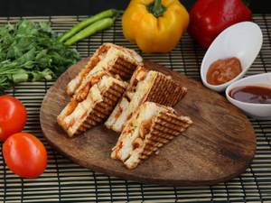 Chicken Tikka Grilled Sandwich