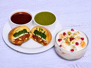 1 Tiranga Paneer Kofta + Fruit Cream (150 Gms)