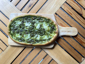 Oval 10"x6" Sourdough Mushroom Green Pesto Pizza