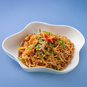 Spicy Hakka Noodle - Chicken