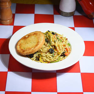 Aglio E Olio Pasta