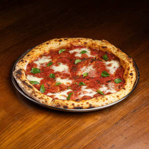 Classic Margherita Pizza
