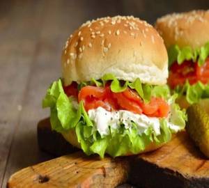 Paneer Crispy Burger