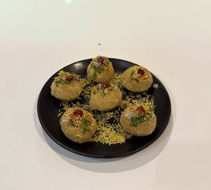 Sev Batata Puri